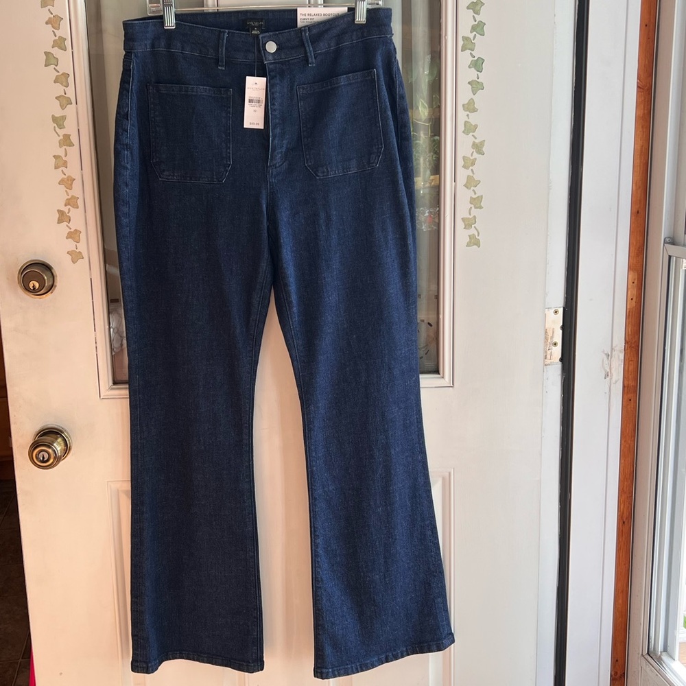 Ann Taylor -Relaxed Fit Bootcut Jeans - Curvy Fit - Size 10 - New With Tags